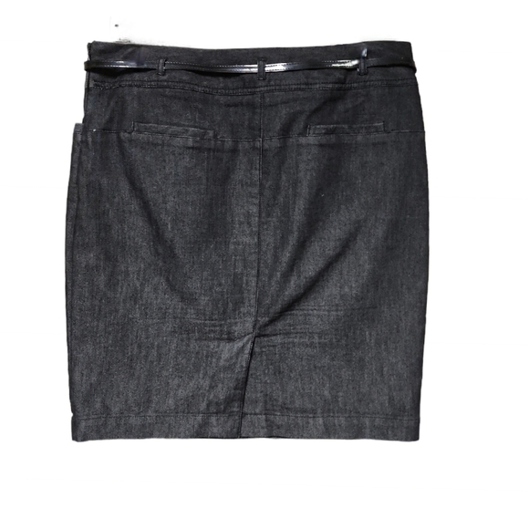 Kenneth Cole Reaction Black Denim Short Skirt with Belt and Loops Size 10 - Picture 2 of 8